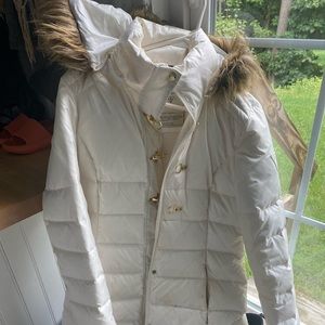 Women’s guess white winter coat - size medium